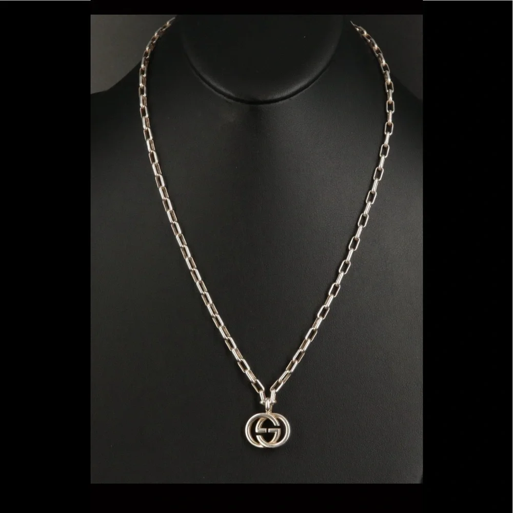 Gucci sterling silver pendent made in Italy. - Picture 1 of 5